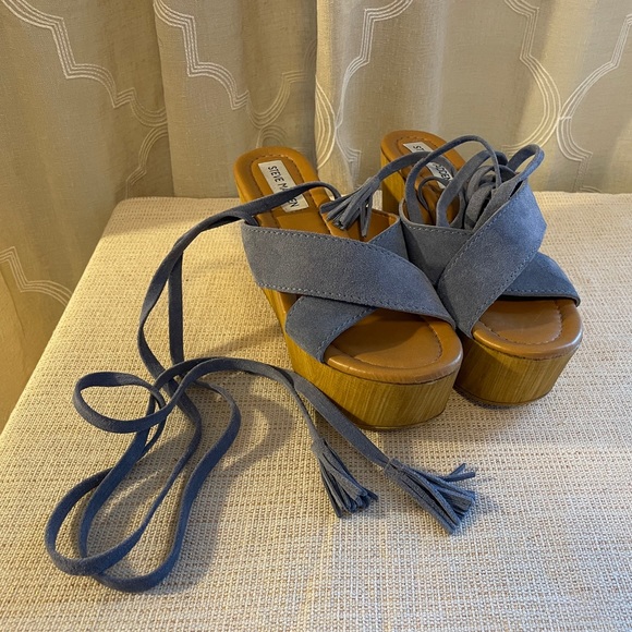 Steve Madden Shella Womens Suede Ankle Wrap Platform Sandals - size 6 - EUC - Picture 3 of 6